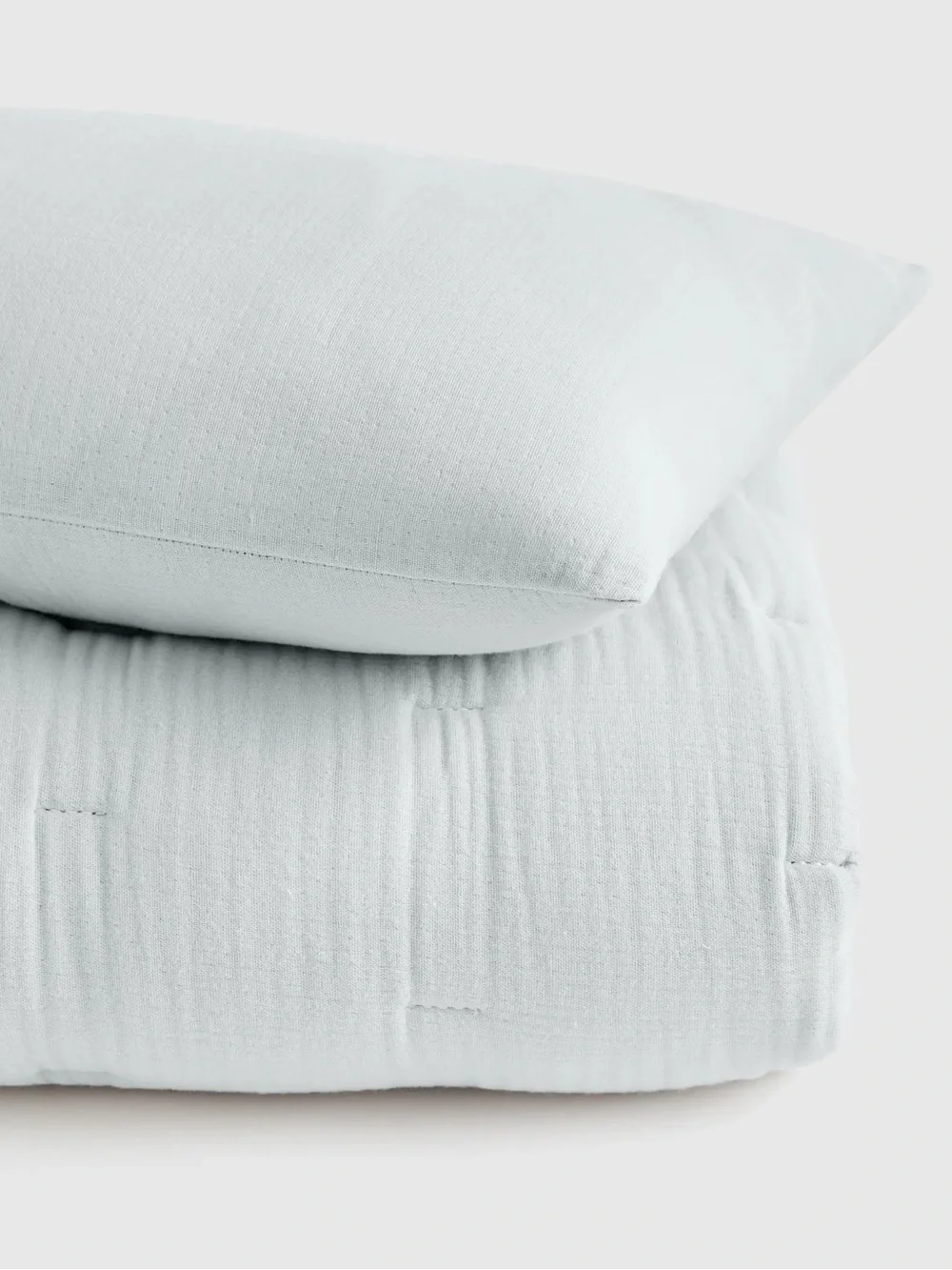 NWT Quince Organic Cotton Toddler Quilt & Sham Set